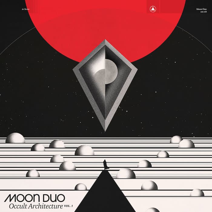Portada del volumen 1 de Occult Architecture, de los Moon Duo