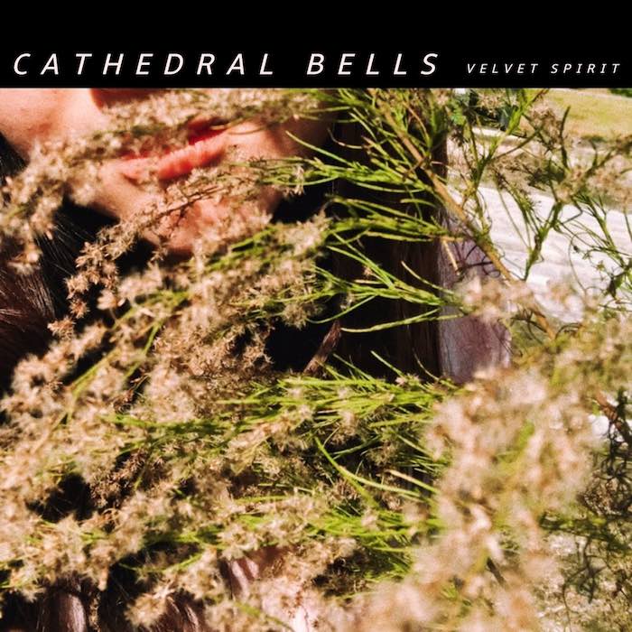 Portada del álbum de presentación de Cathedral Bells, Velvet Spirit